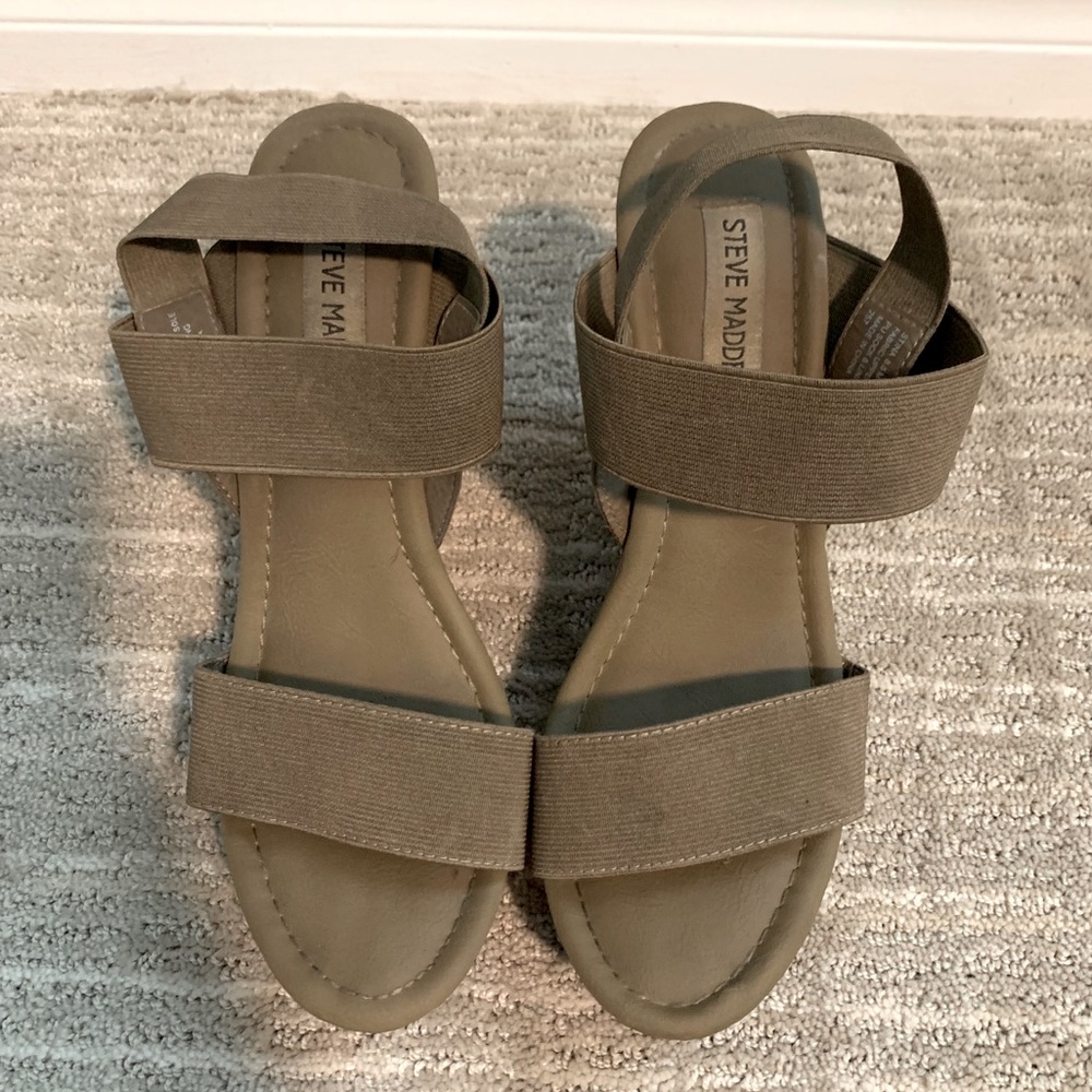 Steve Madden Olive Stina Wedge Sz 8.5